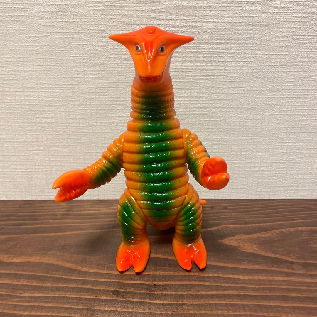 ブルマァク　サドラ　ソフビ