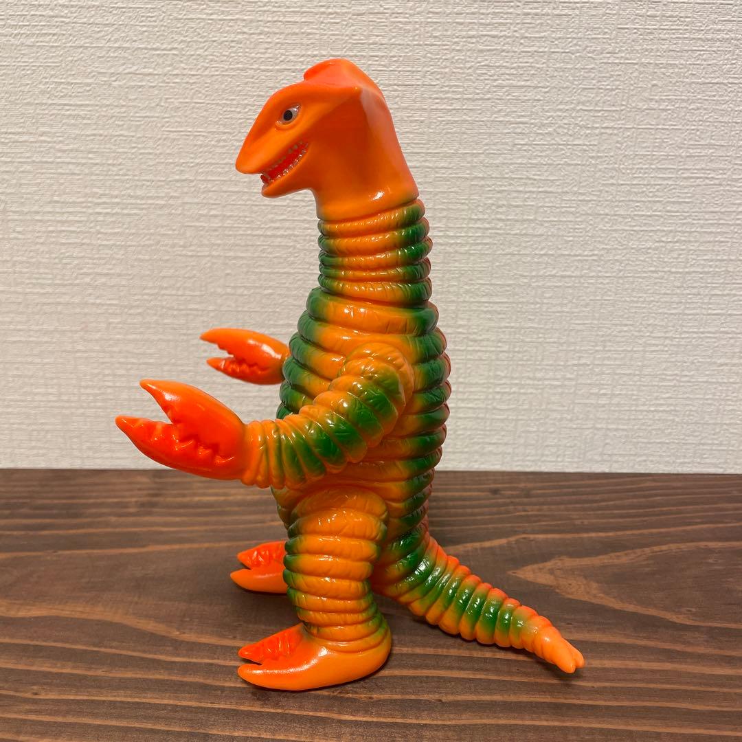 ブルマァク　サドラ　ソフビ