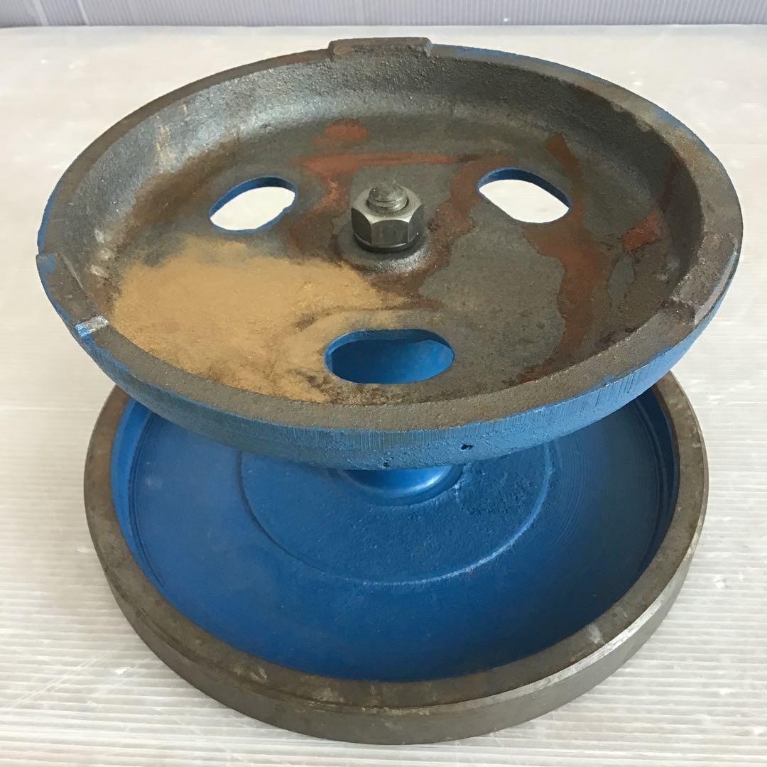 茶道具　鉄製　廻転台　炉の灰用摺鉢回転台　サビ有り　配送用箱　S1045KD