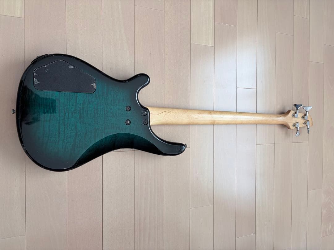 FERNANDES エレキベース レアカラー　グリーン、ブルー