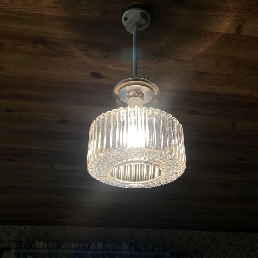 昭和レトロ　ガラスシェード　ペンダントライト　照明