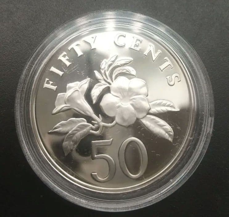 2000年シンガポール製銀貨幣など7種&プレート