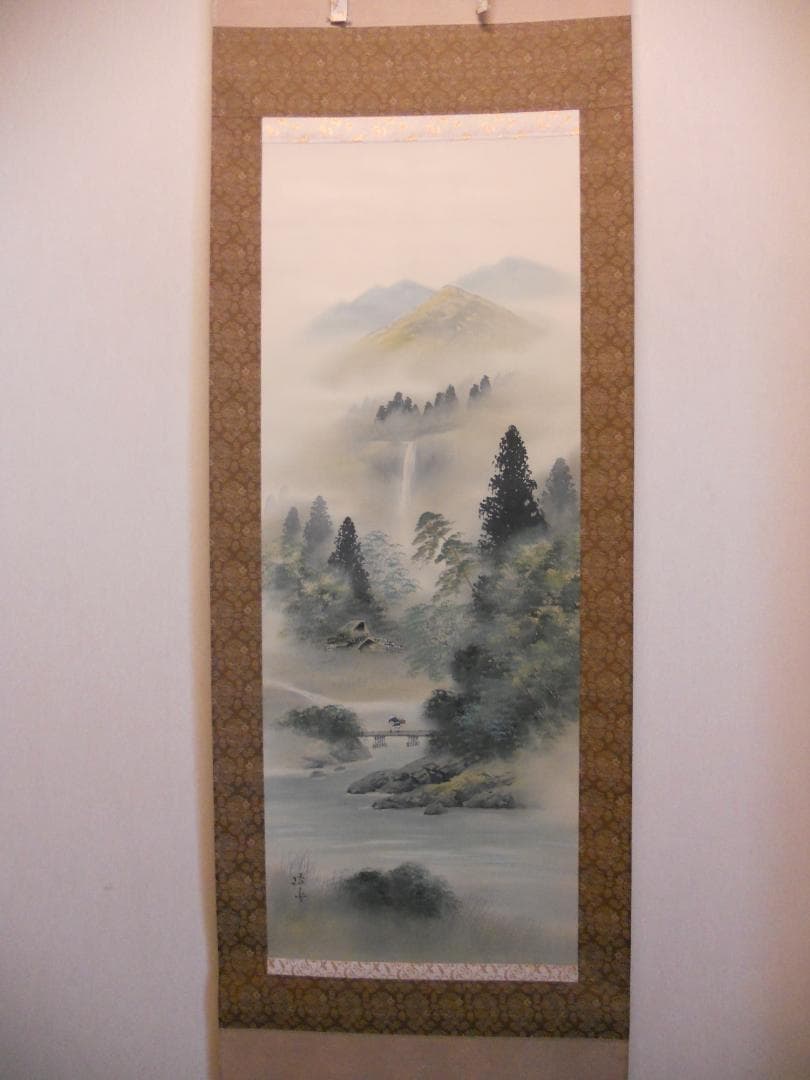 掛け軸 峰水 渓流風景 絹本 希少 軸装 茶道具 掛軸 美品 です。