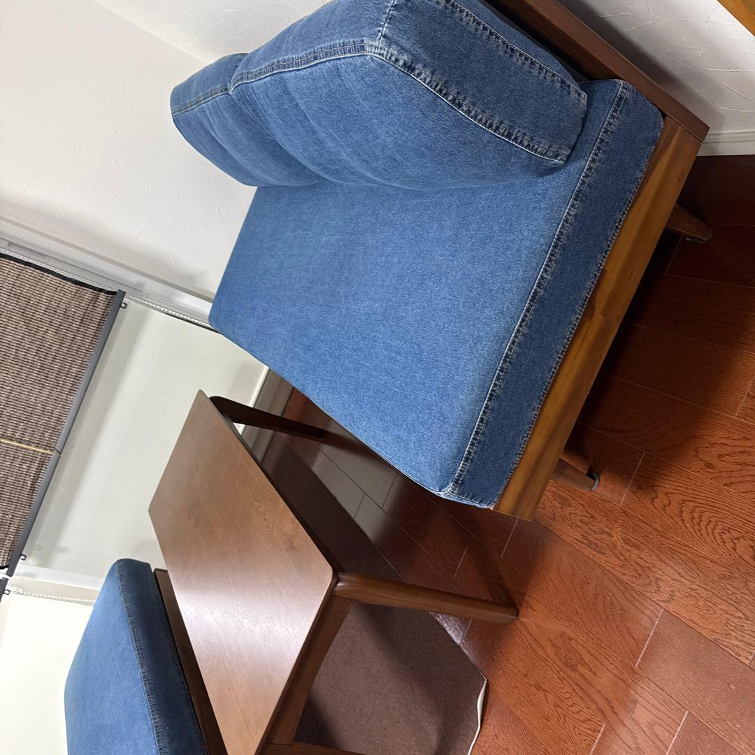 アカシア木材家具　２人掛けソファ（2点机入りません）デニム生地　直接受け渡し希望