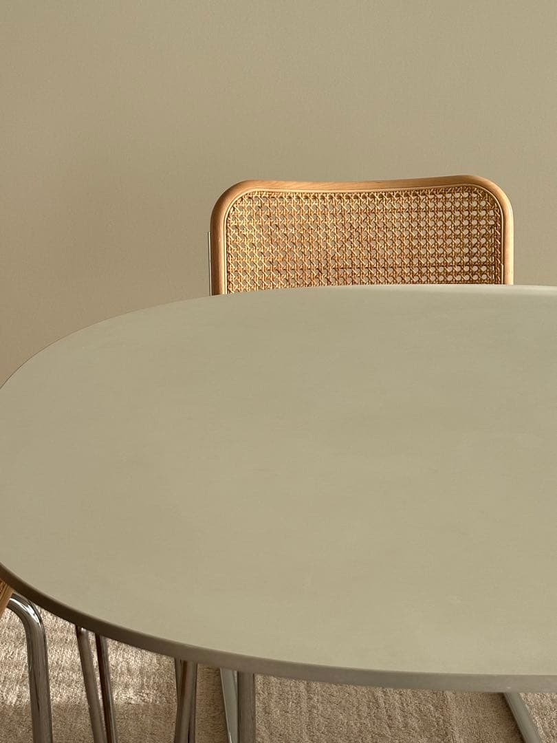 フリッツハンセン　ダイニングテーブル　白