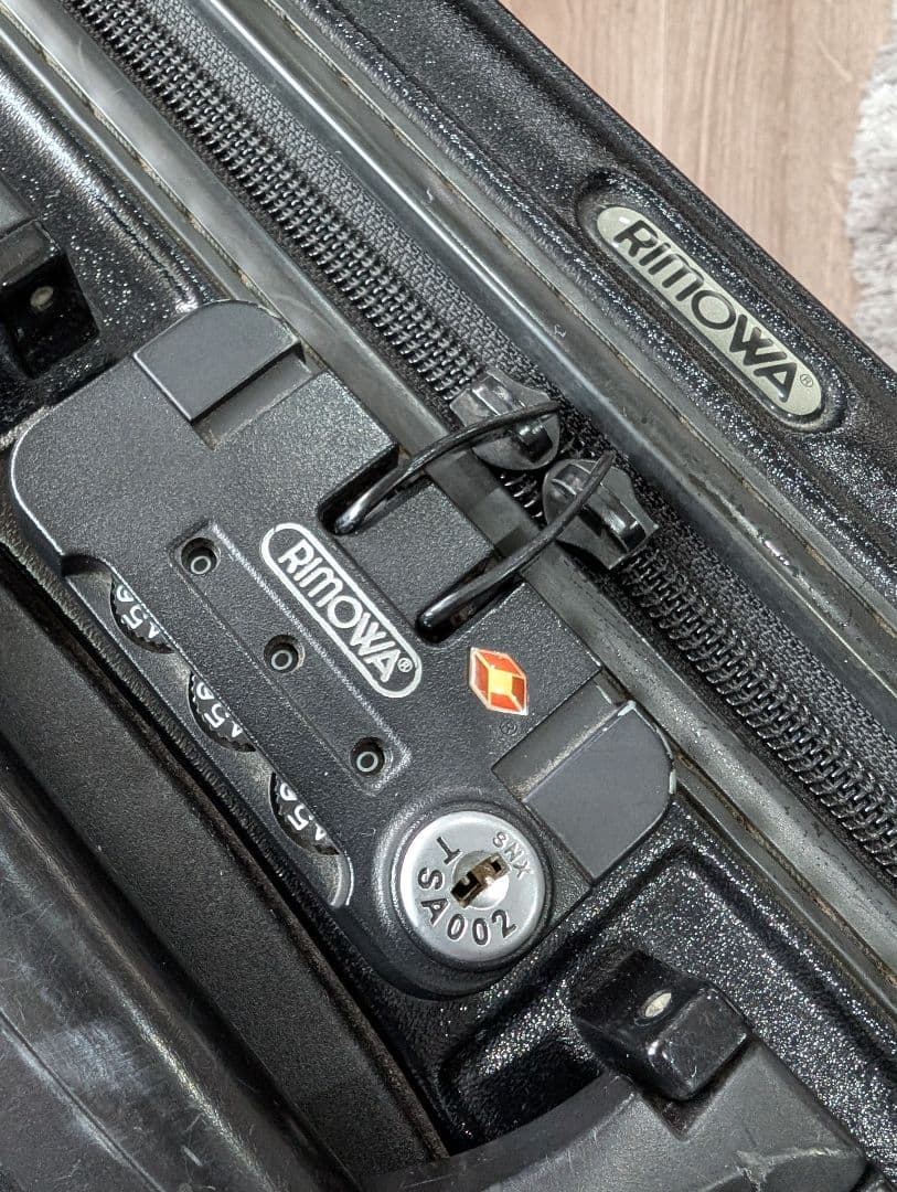RIMOWA SALSA　ビジネストローリー
