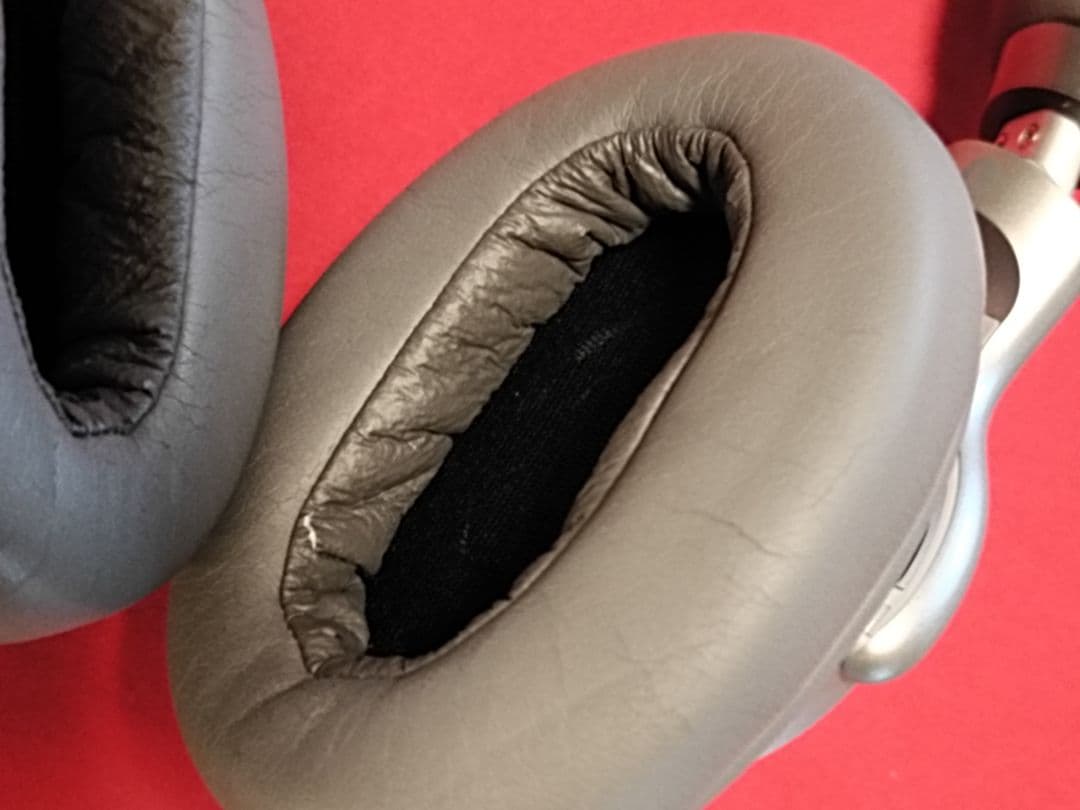 高音質　有線ヘッドホン／SONY MDR-1AM2　シルバー