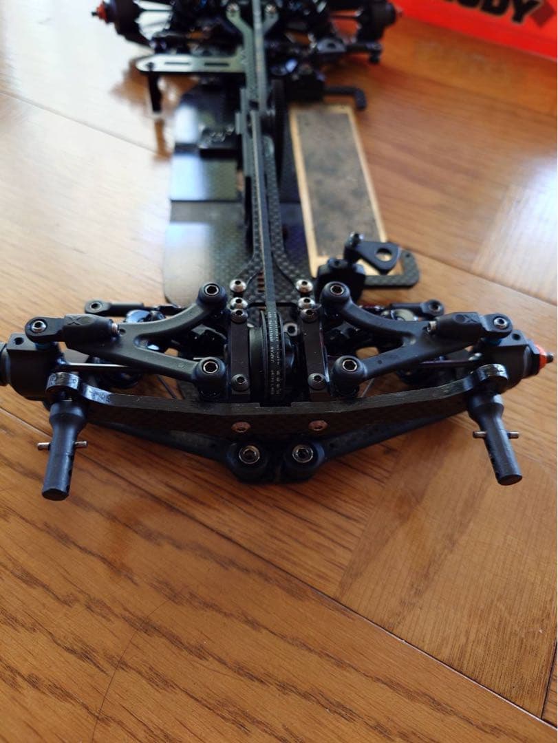 XRAY X4 2024 カーボン ボディ 新品タイヤ スペアパーツ