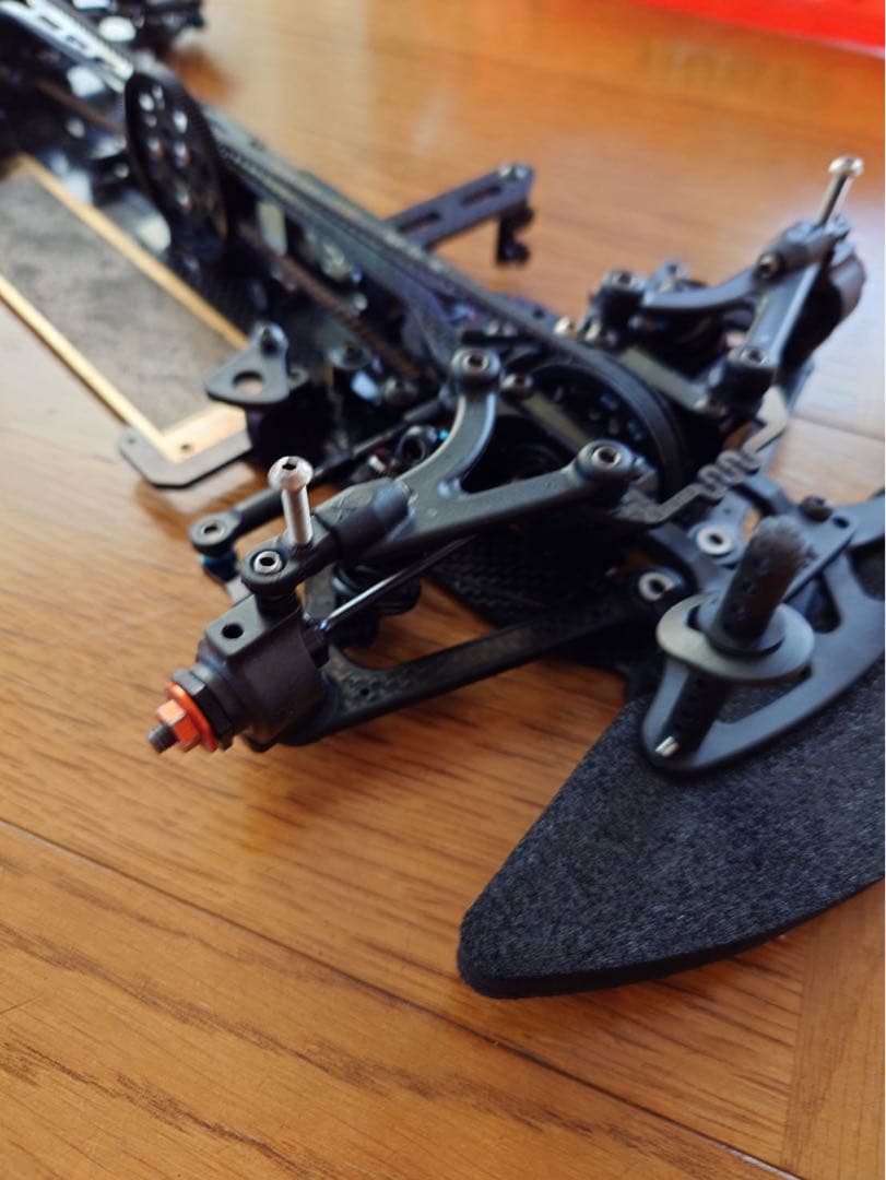 XRAY X4 2024 カーボン ボディ 新品タイヤ スペアパーツ