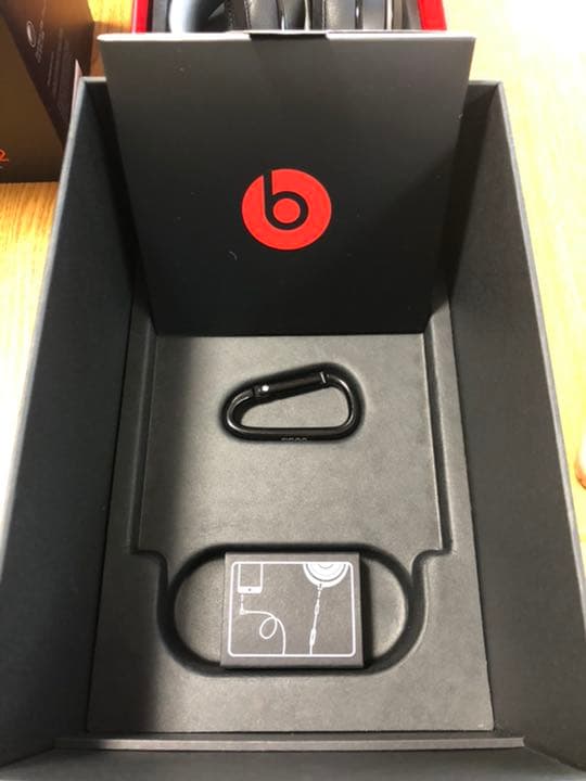 beats solo2 ヘッドホン