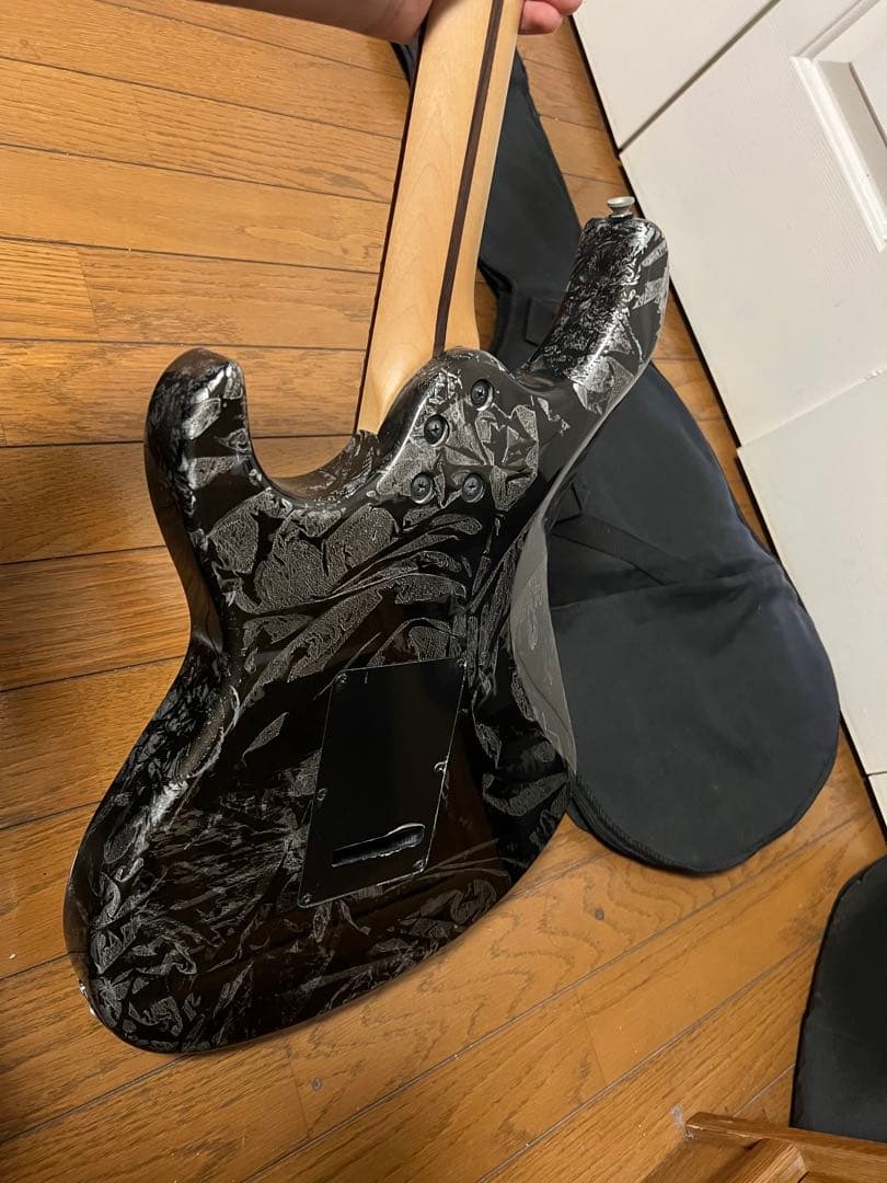 Cort エレキギター ブラック/ホワイト ギターケース付目立った傷などないです