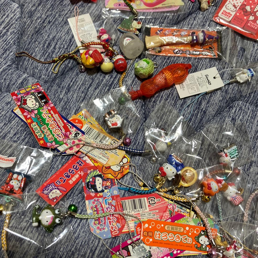ハローキティご当地キティセット根付やストラップなど