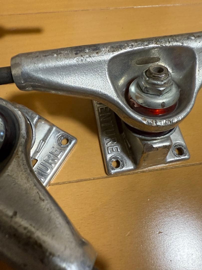 Thunder hollow light 147 ×3 venture 5.0