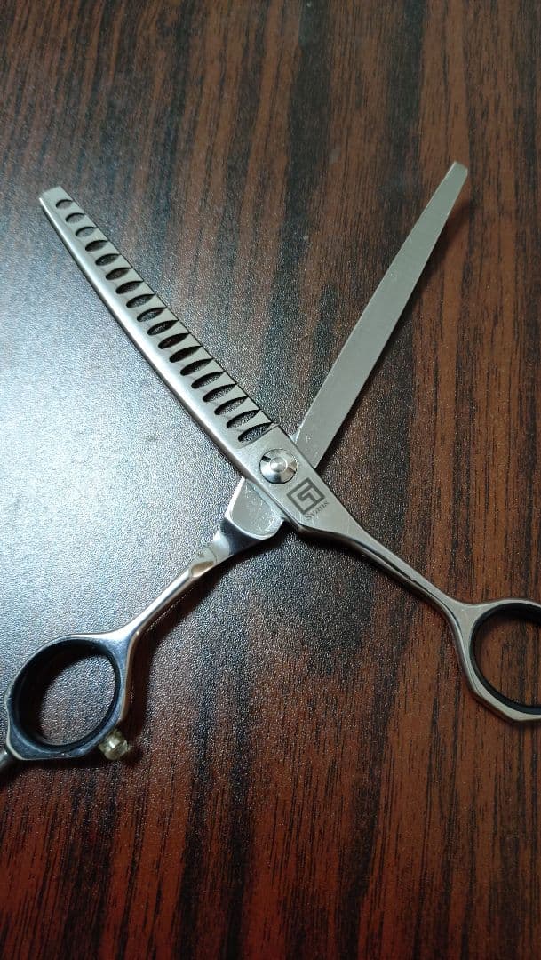 スバンス　シザー