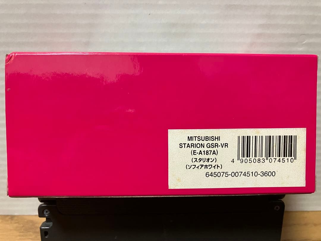 ミニカー Mitsubishi Starion GSR-VR 1/43 DISM