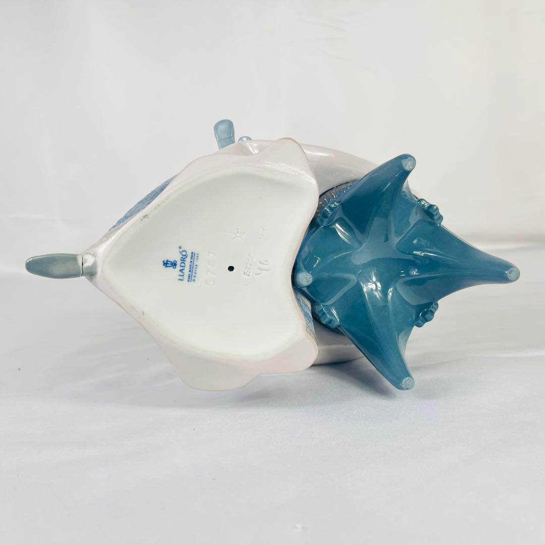 Lladro リヤドロ 陶器人形 刺繍のお手伝い 型番5767 西洋陶器