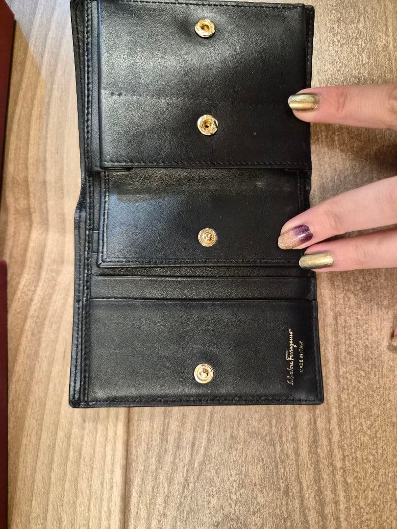 Salvatore Ferragamo 花柄 二つ折り財布