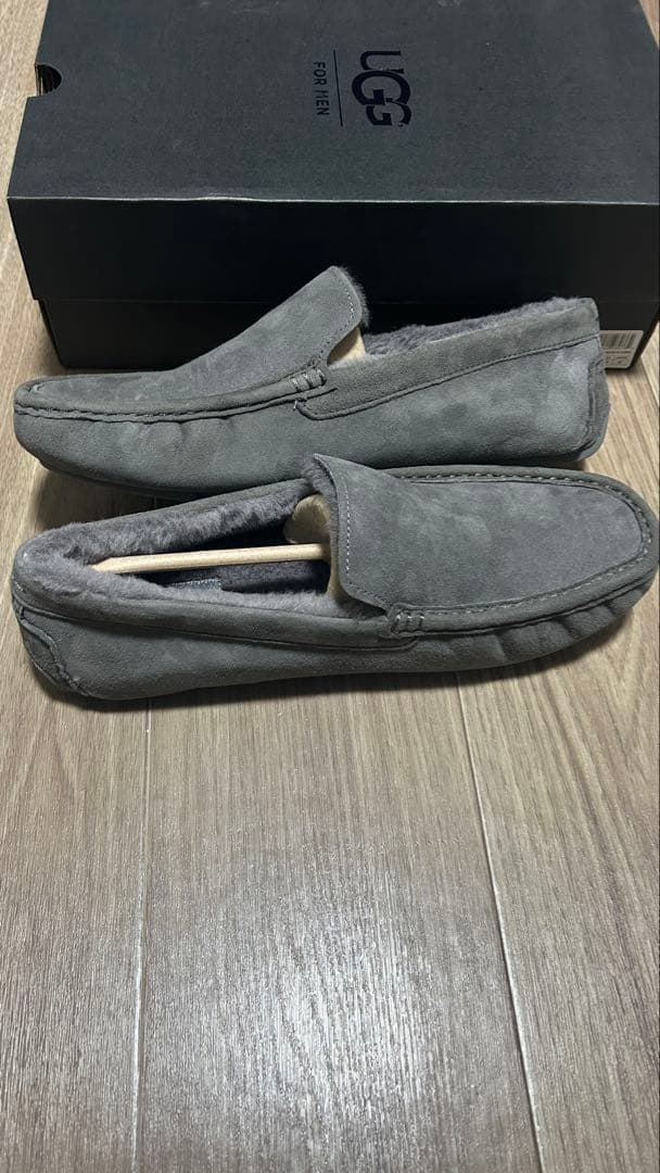 正規品 UGG アグ グレー モカシン M HENRICK TWINFACE