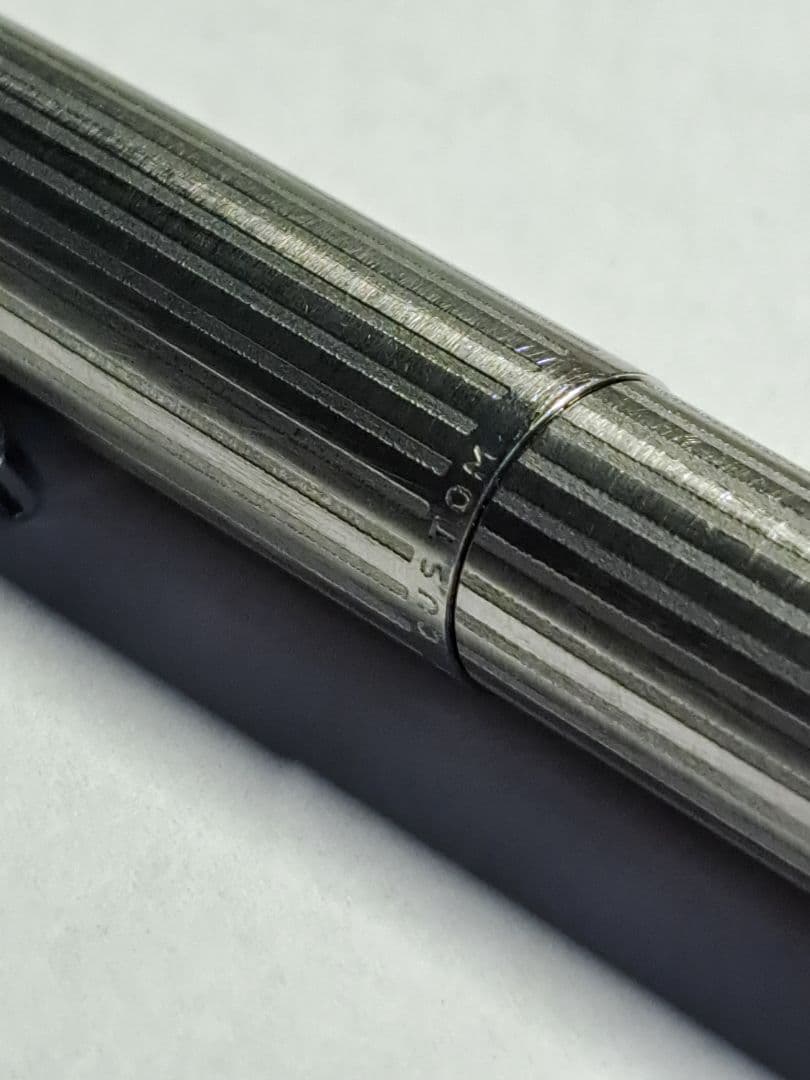 激レア　廃盤 PILOT パイロット カスタムストライプ　白蝕刻　18k F