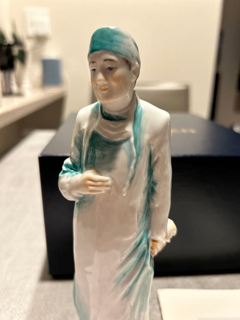 ドクター人形　外科医　マイセン人形