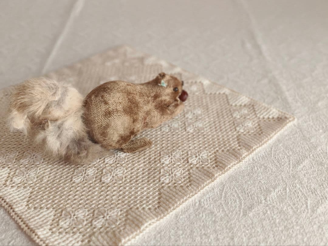 【まーちゃんさま】vintage squirrel ❀ ゼンマイ仕掛けのリスさん