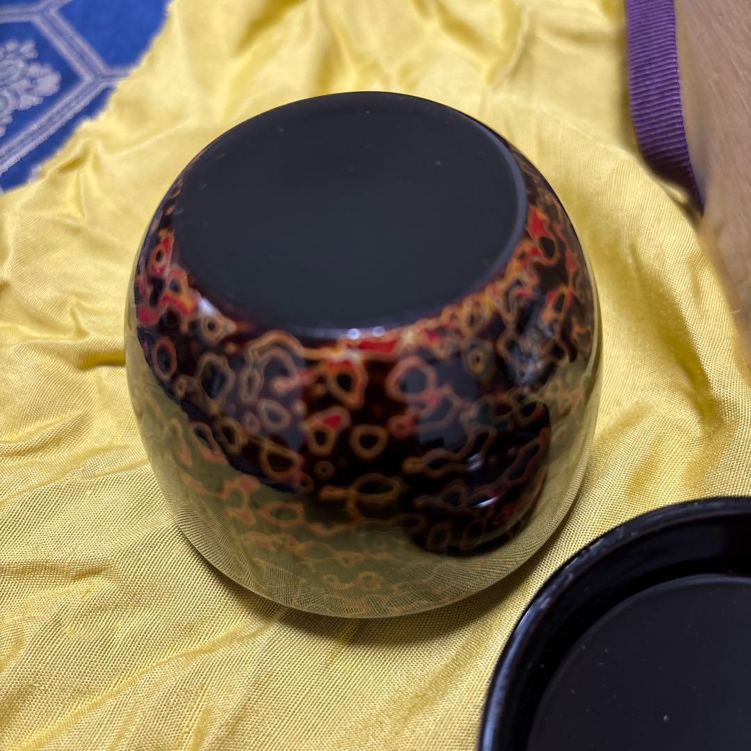 津軽塗黒赤模様の木製棗と木箱