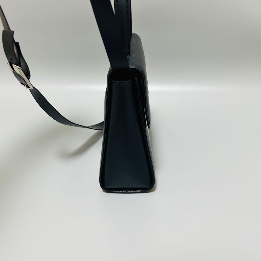 GIVENCHYジバンシー 4Gロゴ レザー ハンドバッグ トップハンドル 黒