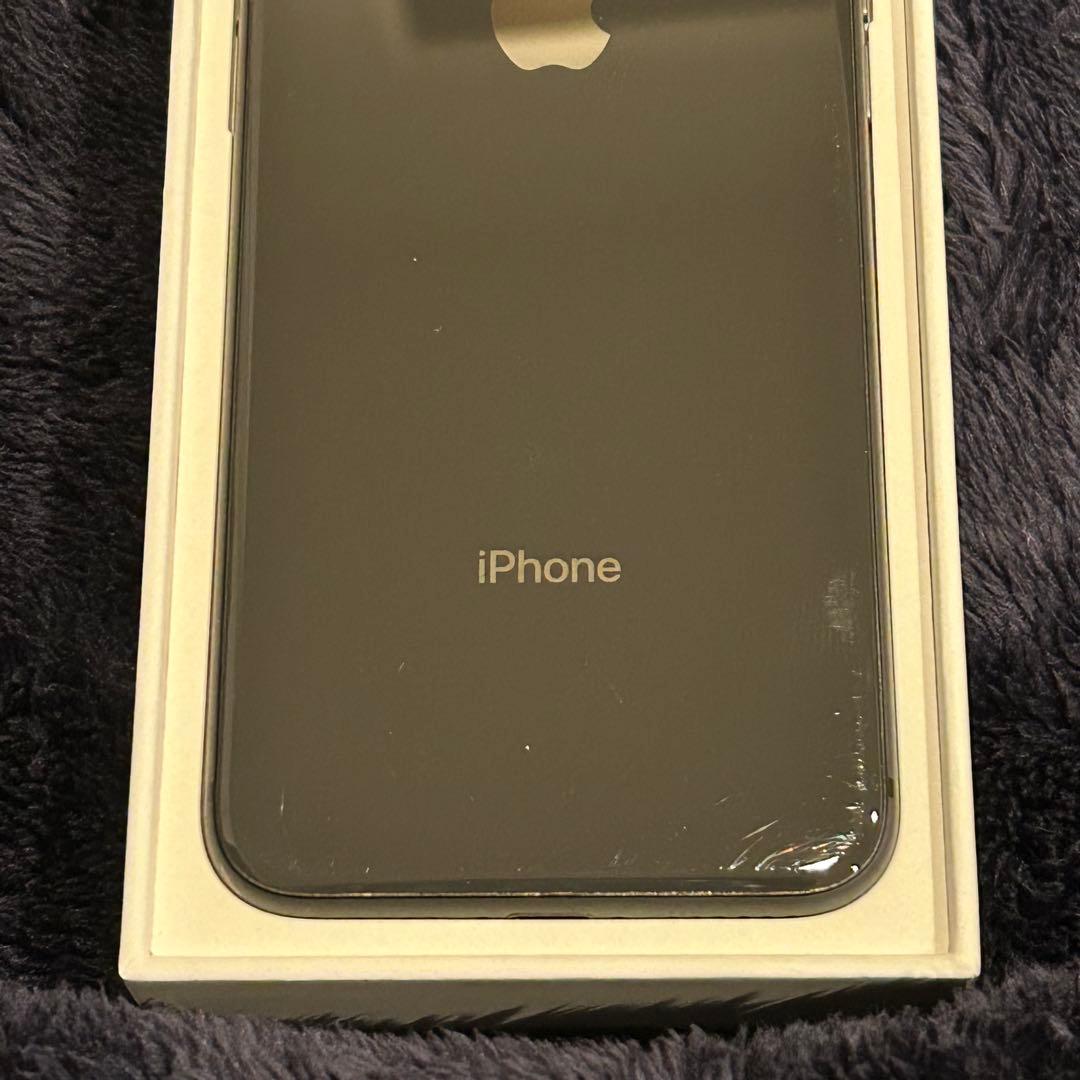 Apple iPhone 8 64GB 本体
