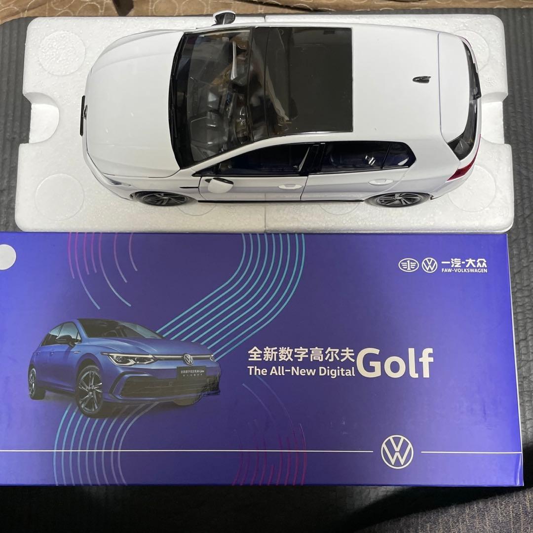 1/18 フォルクスワーゲン ゴルフ　GOLF Rライン？　ミニカー　箱付き