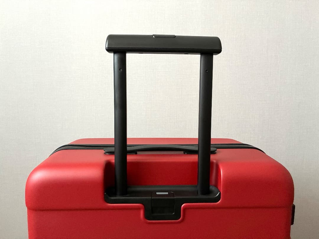 無印良品　バーを自由に調節できる　ハードキャリーケース（１０５Ｌ） 銀座限定 赤