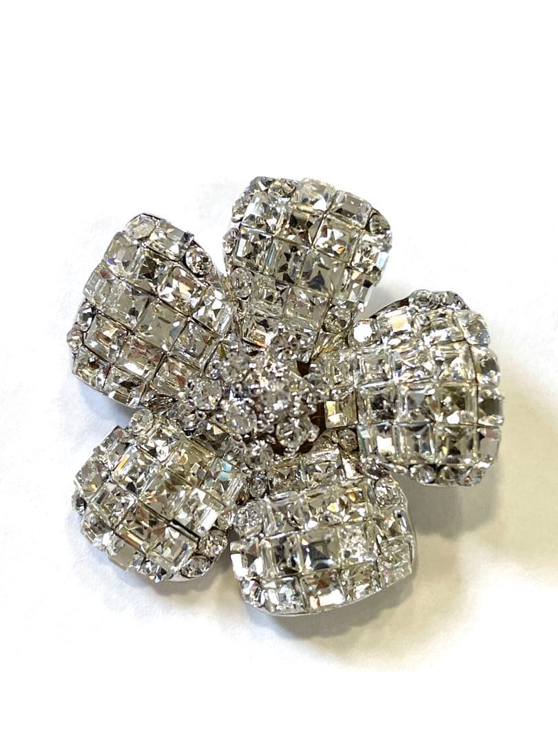 美品【FOXEYフォクシー】ブローチ クリア 定番