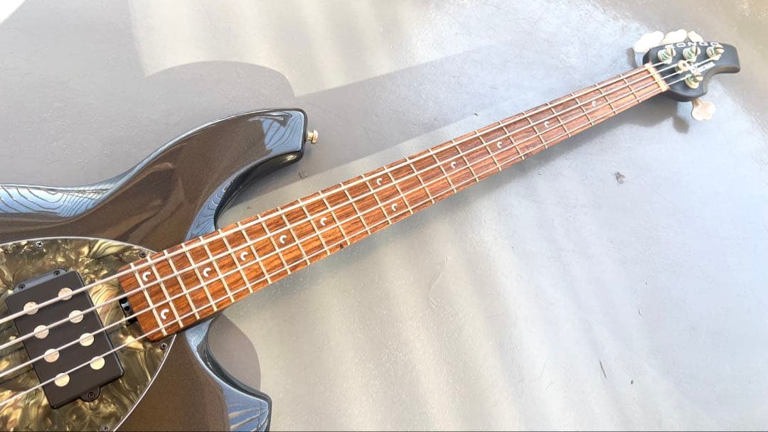 Music Man Bongo 4HH USA製 ’04 ミュージックマン