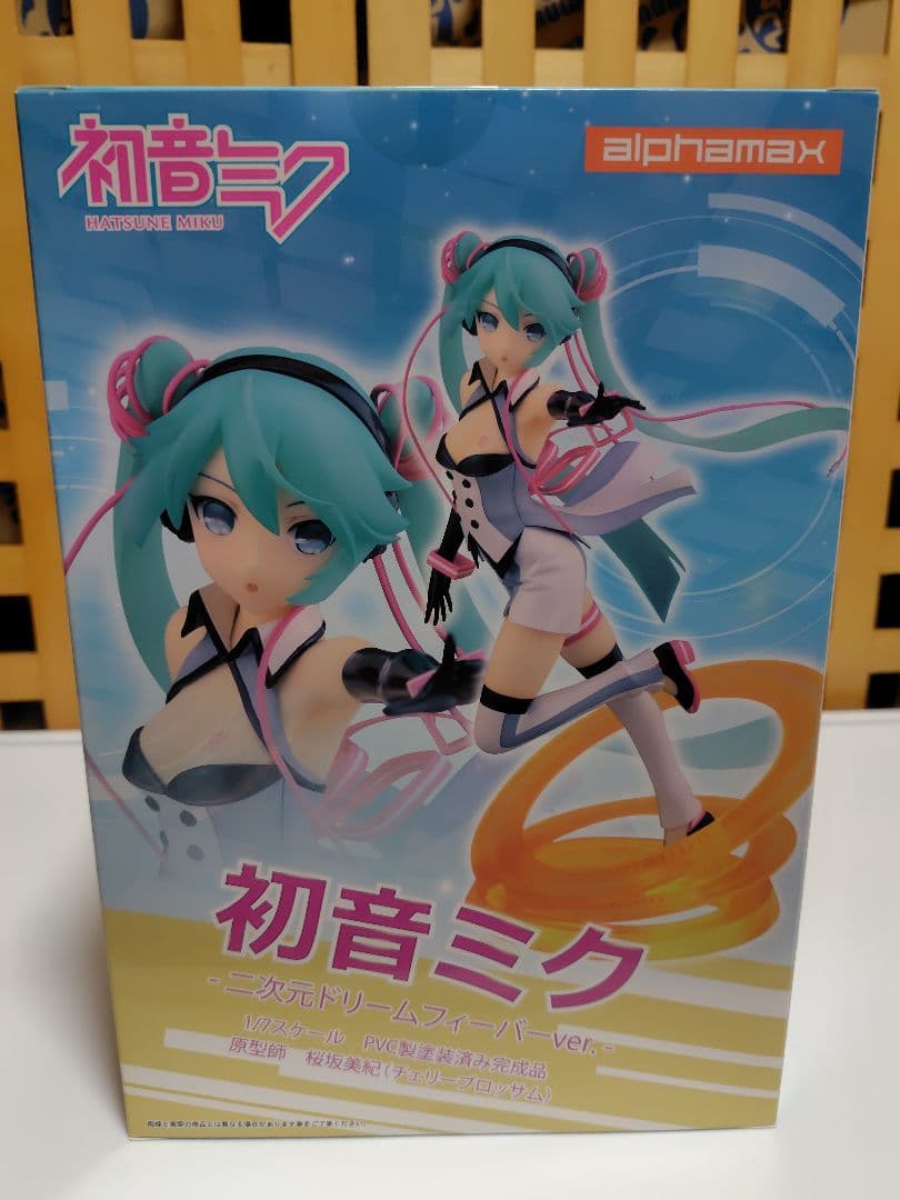値下げ！初音ミク　二次元ドリームフィーバー　フィギュア　訳あり説明必須