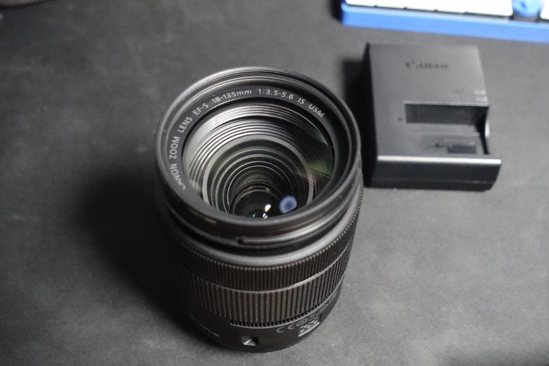 Canon EOS 9000D ズームレンズキット