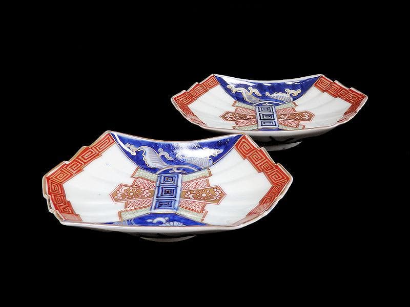 古伊万里　色絵　宝尽くし　熨斗型変形皿　２枚　E348AS-fbji