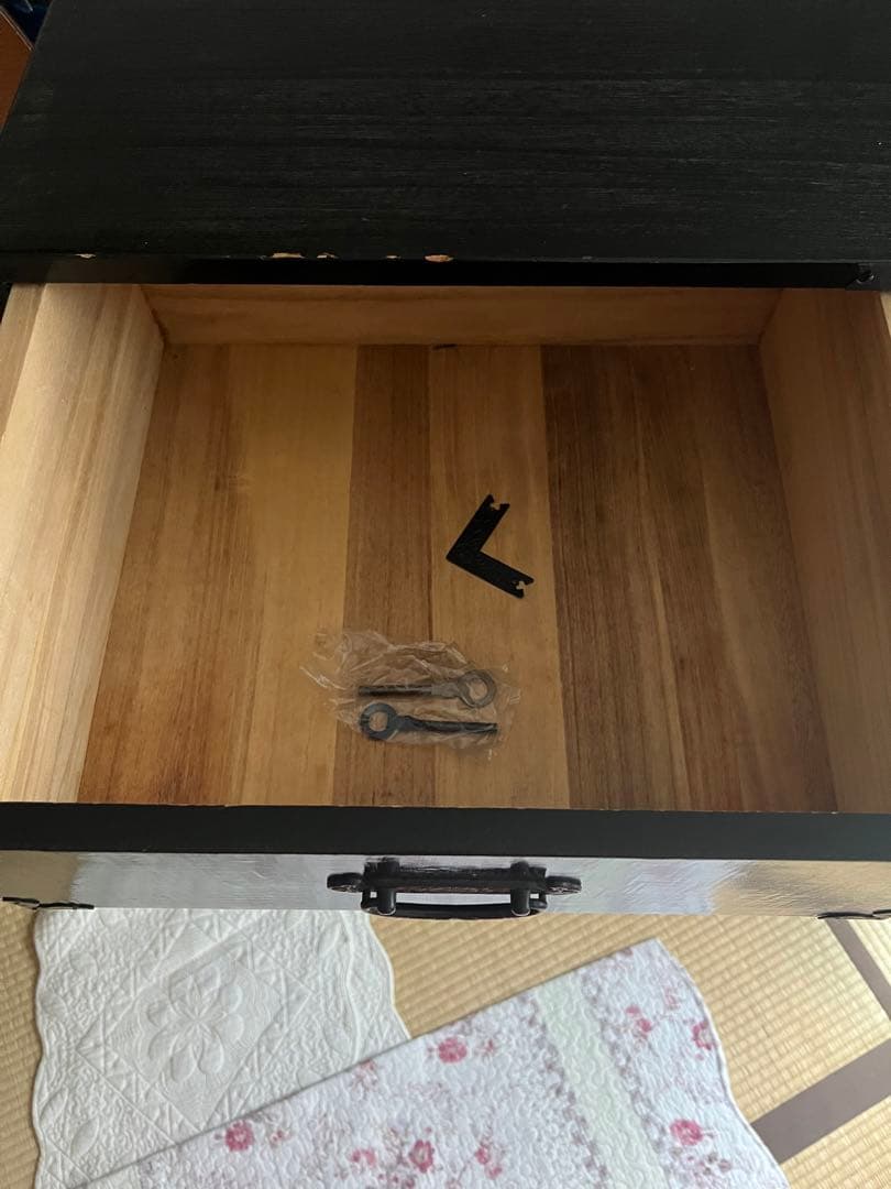 アンティーク　桐漆塗り高級仙台箪笥