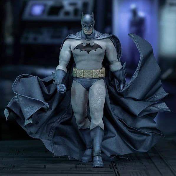 POP MART DC BATMAN HUSH アクションフィギュア