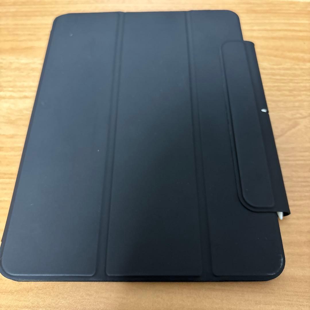 Apple iPad 本体 + カバー付き
