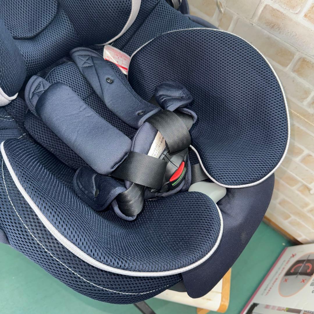 エールべべ　チャイルドシート isofix クルット4iグランス　新生児から