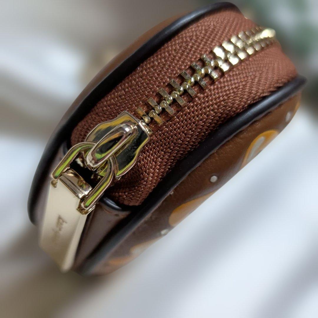 Kate Spade ハートプレッツェル型 バッグチャーム キーケース