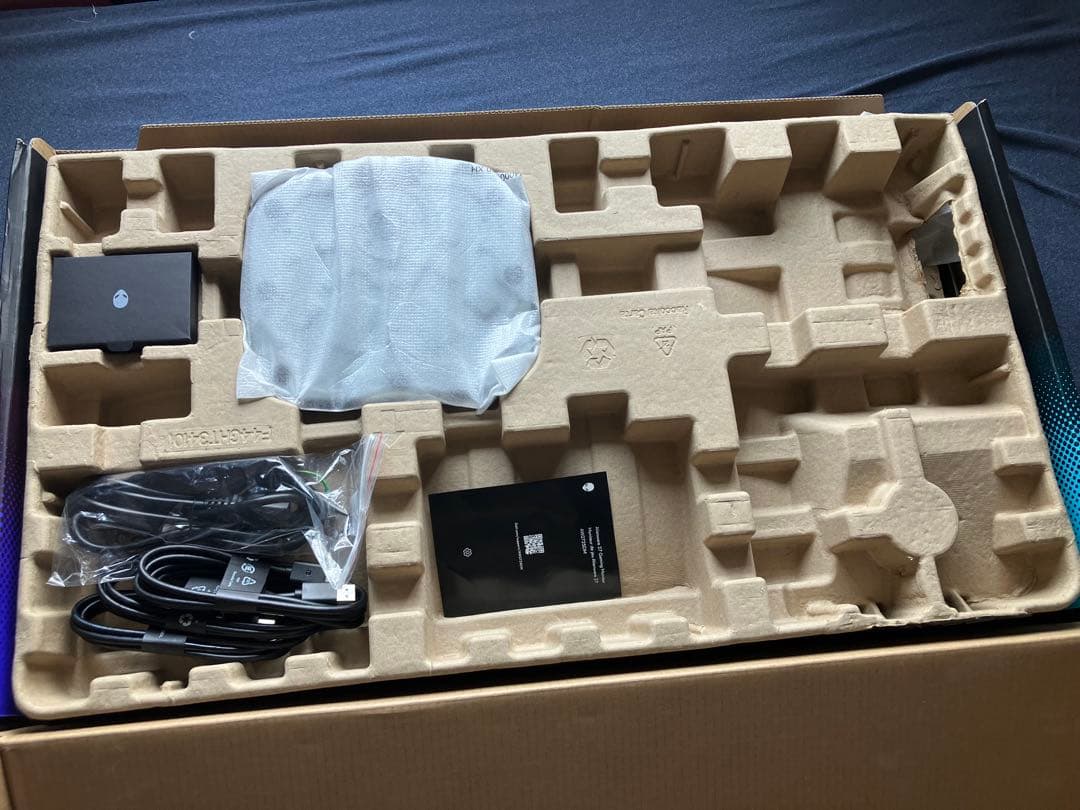 中古 使用期間1週間程 Dell Alienware AW2725DM