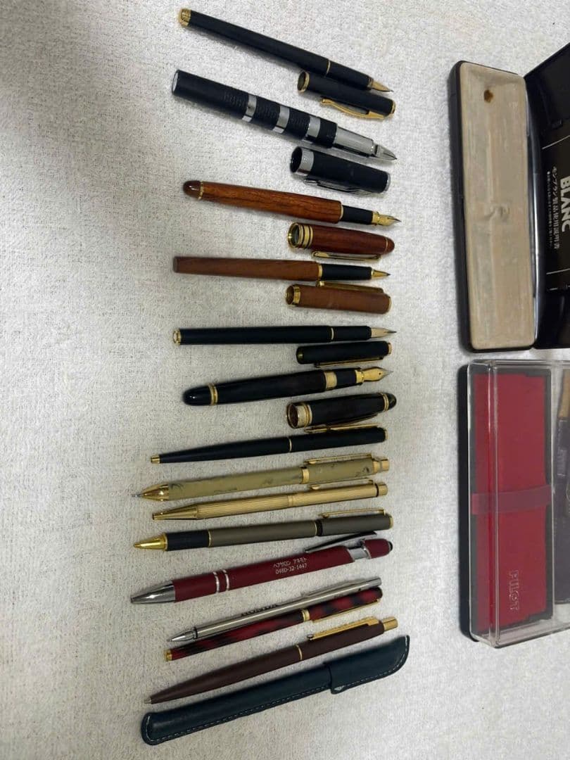 #007 ボールペンと万年筆 montblanc pilot など15点