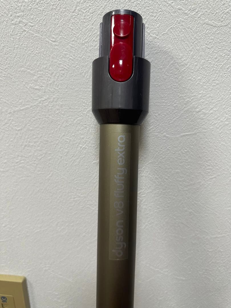 Dyson V8 Fluffy Extra スティッククリーナー掃除機