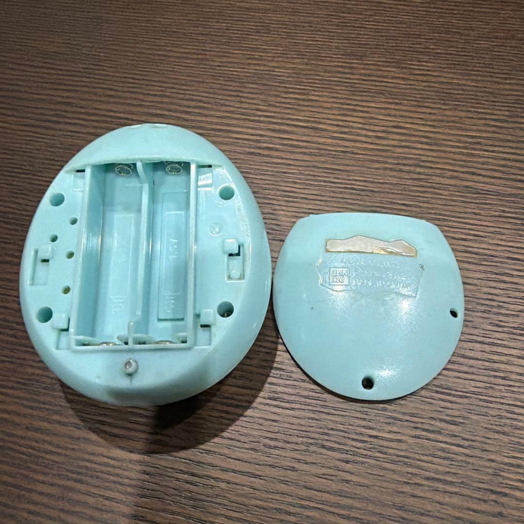 たまごっち　ピース　水色