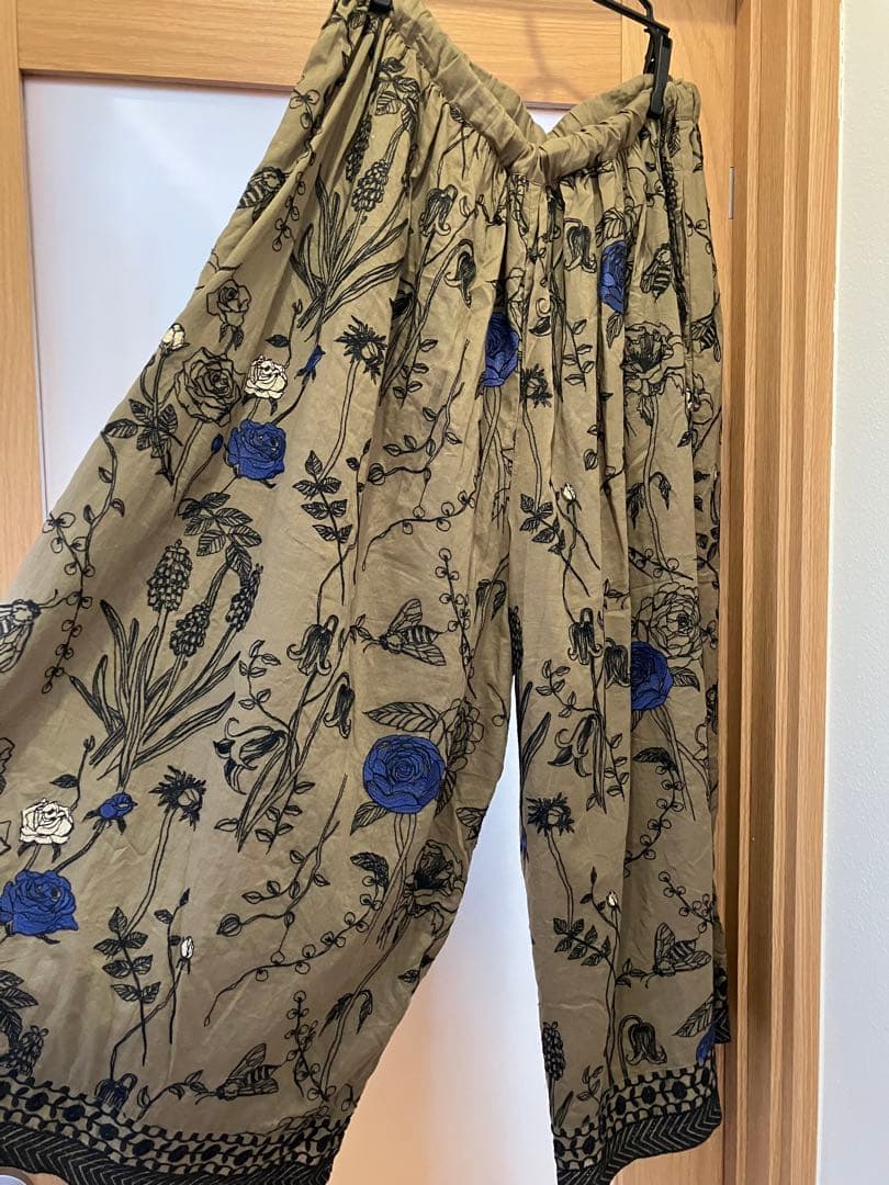 【マーブルシュッド】2022AW Feild はかまパンツ　カーキ　美品