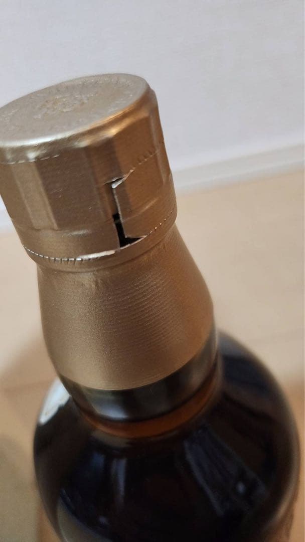 【最終値下げ】サントリー シングルモルトウイスキー 山崎 10年 箱付き