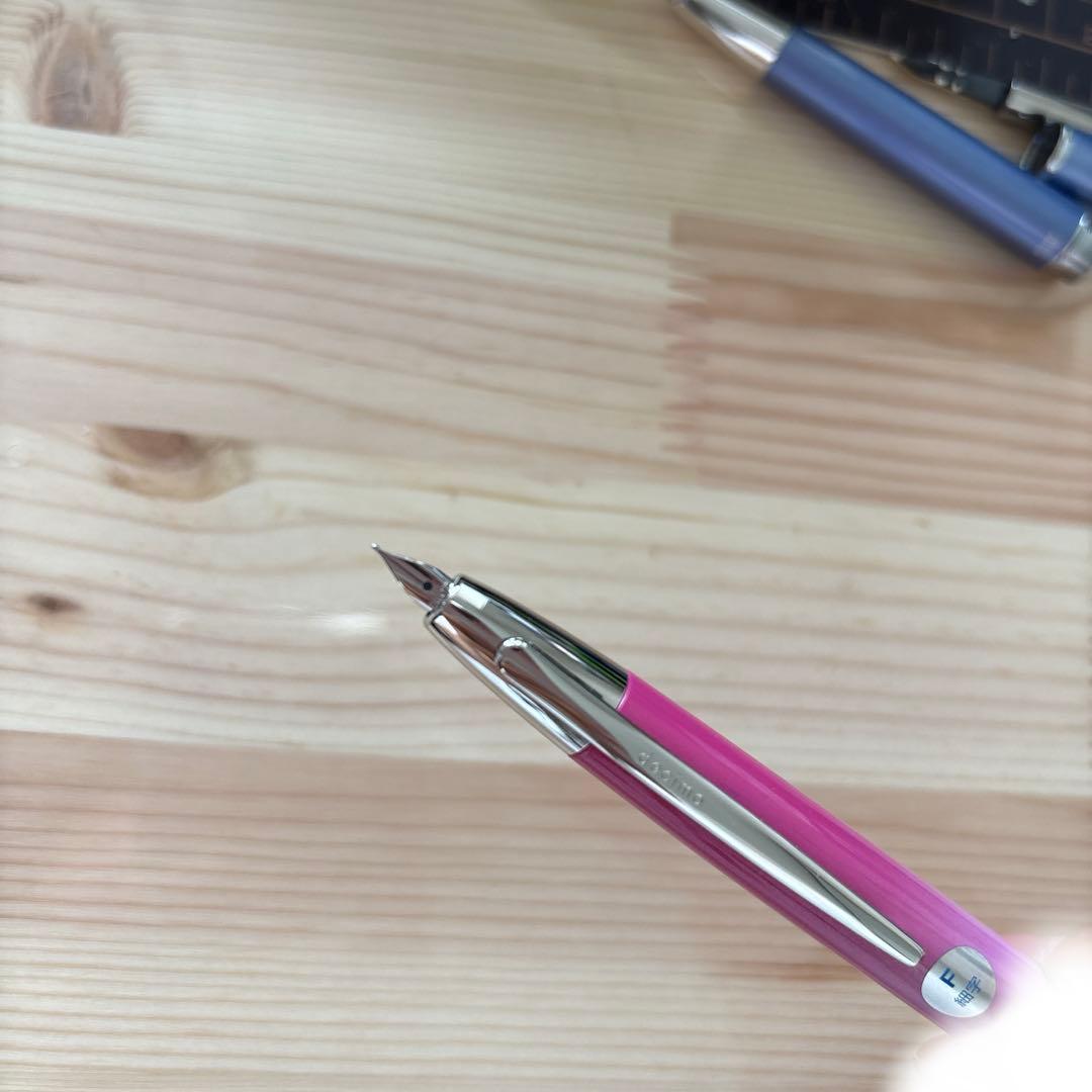 パイロット 万年筆 キャップレス F 細字