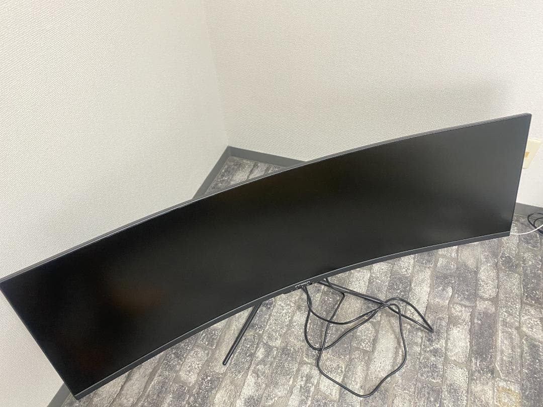 INNOCN 49インチ ウルトラワイド曲面モニター　本体