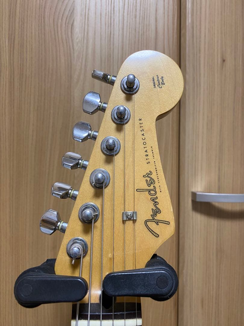値下げ依頼fender Japan ビンテージ ストラトキャスターアナグマMOD