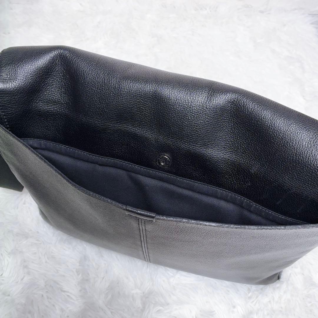 BURBERRY BLACK LABEL ショルダーバッグ 黒 ビジネス レザー